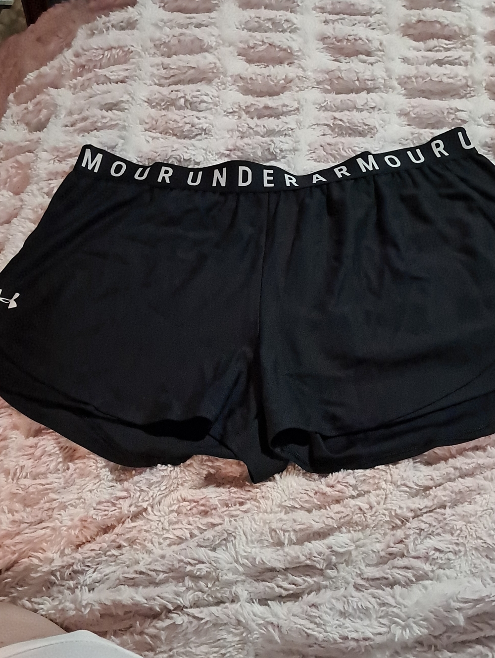 Under Armour Black Women's Athletic Shorts with Logo Waistband